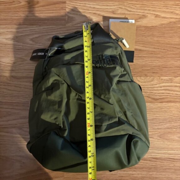 The North Face Never Stop women mini Daypack Burnt Olive Green/New Taupe Green - Picture 6 of 7